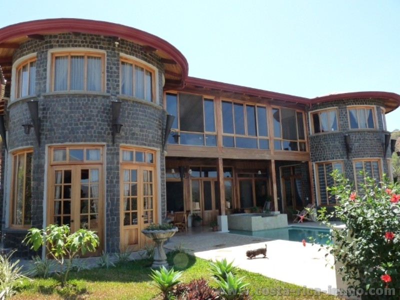 Atenas - NEUER PREIS Top Villa mit Pool, Festrancho, tropischer Garten, Sicht auf das Zentraltal