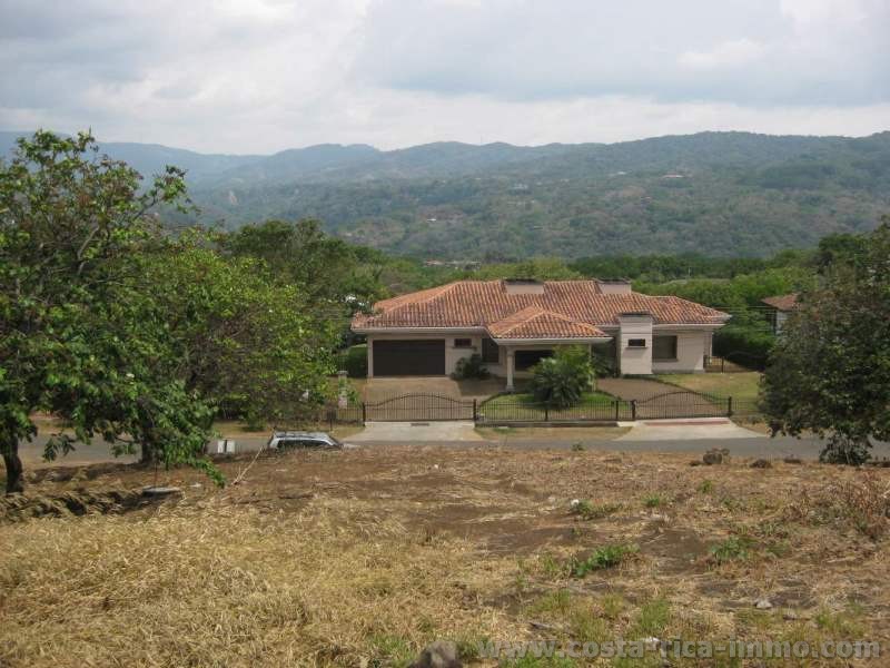 Baugrundst�ck 1223 m2, voll erschlossen, in exklusivem Golfressort am Stadtrand von San Jose, Costa Rica (La Guacima - Alajuela)