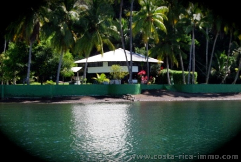 Beachfront Eco Lodge for Sale - Golfo Dulce
