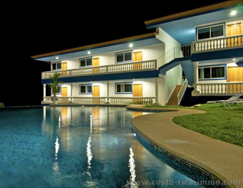 Fire Sale a muste see property - Hotel/Resort/Hostel/Existence, near sea to sale - Parrita