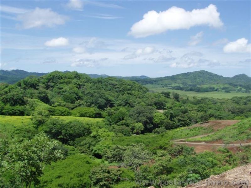 3 fully developed plots in Tamarindo