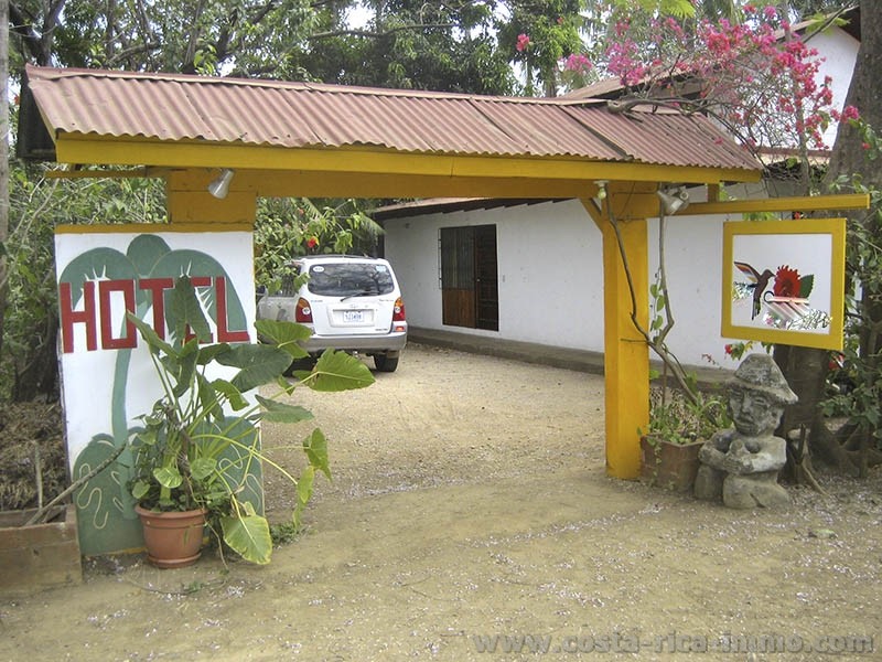 Top-Angebot, kleines Hotel mit Managerhaus, Restaurant und 6 Bungalows, direkt am Traumstrand Junquillal zu verkaufen