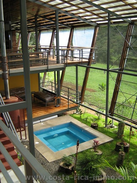 Paradise to sell - Nestled in between 2 volcanoes, the Lodge opens the door to the awe-inspiring Rio Celeste (blue river) and the trails of the Volcan