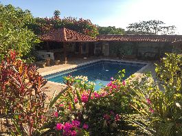 Verkauf einer schönen Quinta mit Villa in Carrillos de Poas