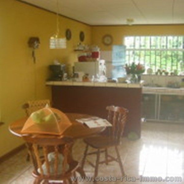 Guapiles; 115 m2 Casa con 450 m2 Jardi Caribe, Costa Rica Propiedad