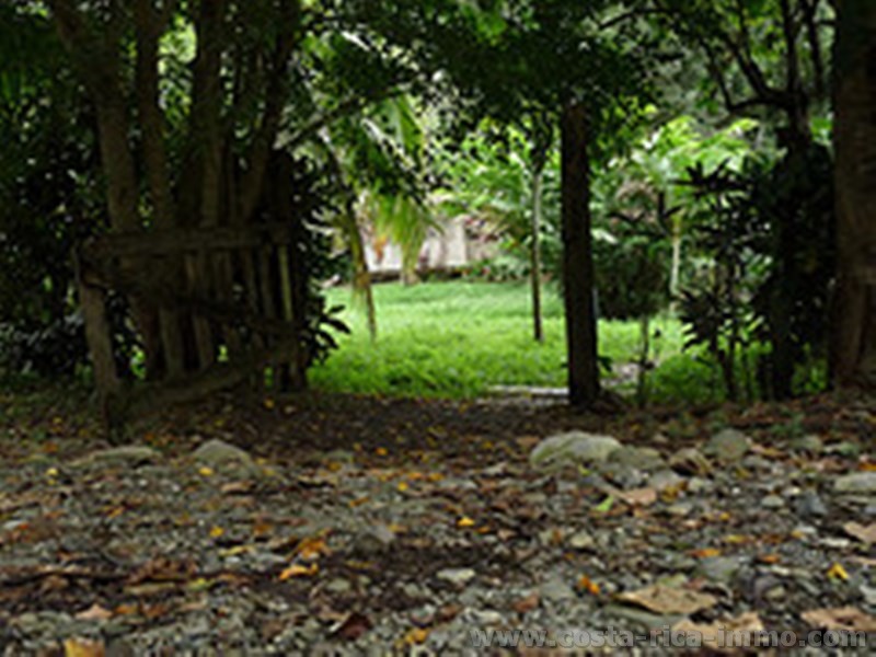 Building Plot for Sale in Cahuita Caribbean, Costa Rica Propertie