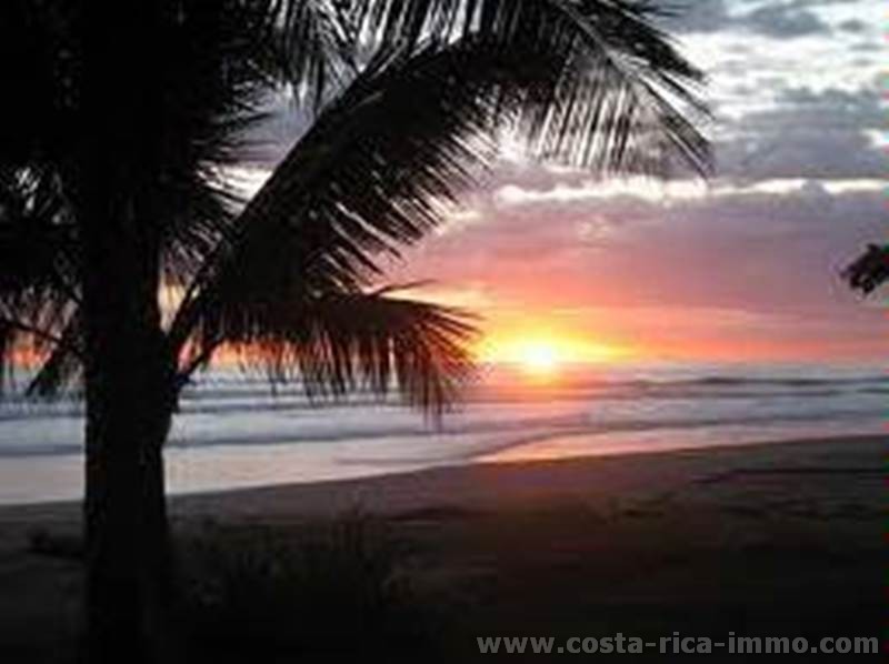 Costa Rica Real Estate, Luxury Beach Home With Casita For Sale in