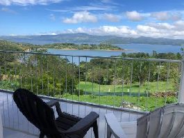 House for sale with a dream view of Lake Arenal near Tronadora