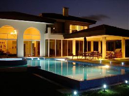 Venta, Villa de lujo con 800 m2 con piscina, jacuzzi, solarium, B & B, 3.121 m2 de jardín tropical, golf, tenis, Piscina olímpica, c