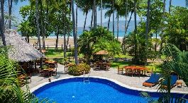 En venta, Hotel frenta la playa con título en el increíble Pacífico Tambor Bay