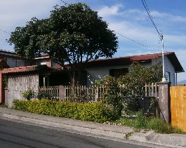 House for Sale in El Carmen de Guadalupe - San Jose