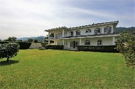 For sale beautiful villa in Santa Ana
