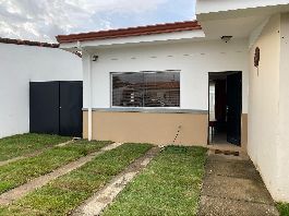 Casa de vacaciones en venta en Playa Bejuco-Puntarenas playa